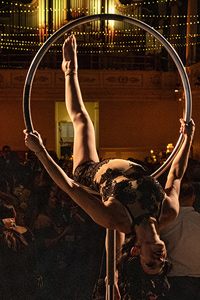 numéro de cirque - Cerceau autoportant