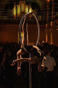 numéro de cirque - Cerceau autoportant